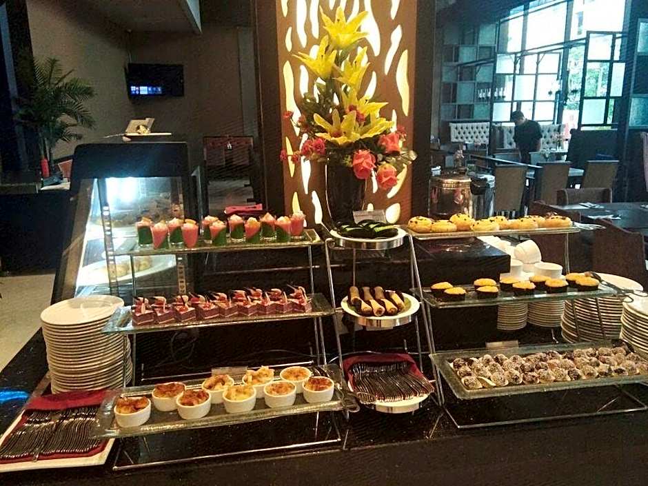 Aria Centra Hotel Surabaya