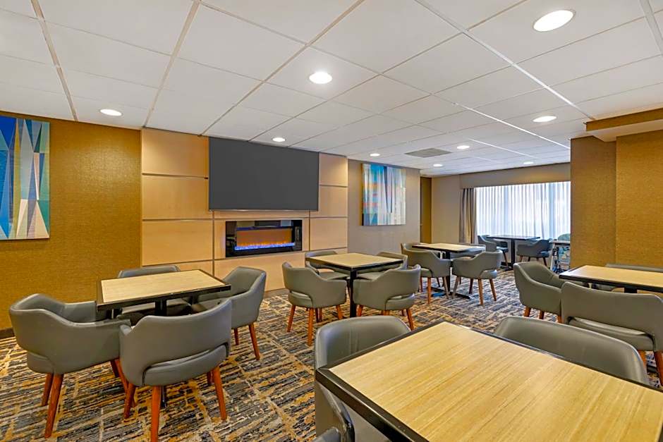 Best Western On The Avenue