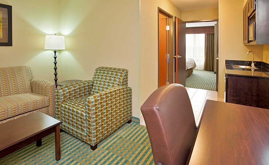Holiday Inn Columbia East, an IHG Hotel