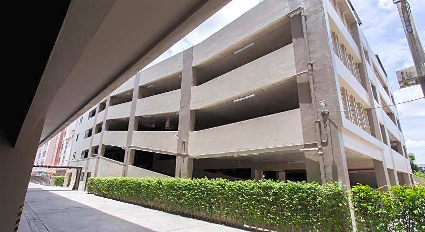 The Journey Hotel Laksi