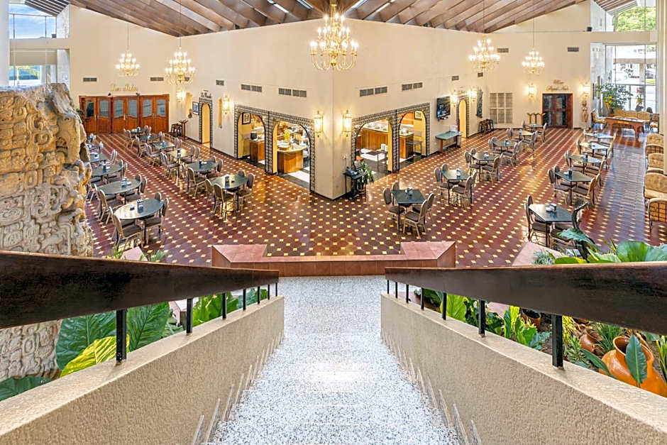 Copantl Hotel & Convention Center
