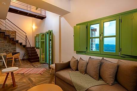 Junior Suite with Mountain View