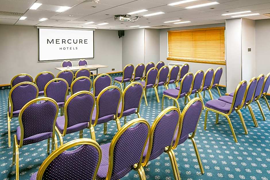 Mercure Livingston Hotel