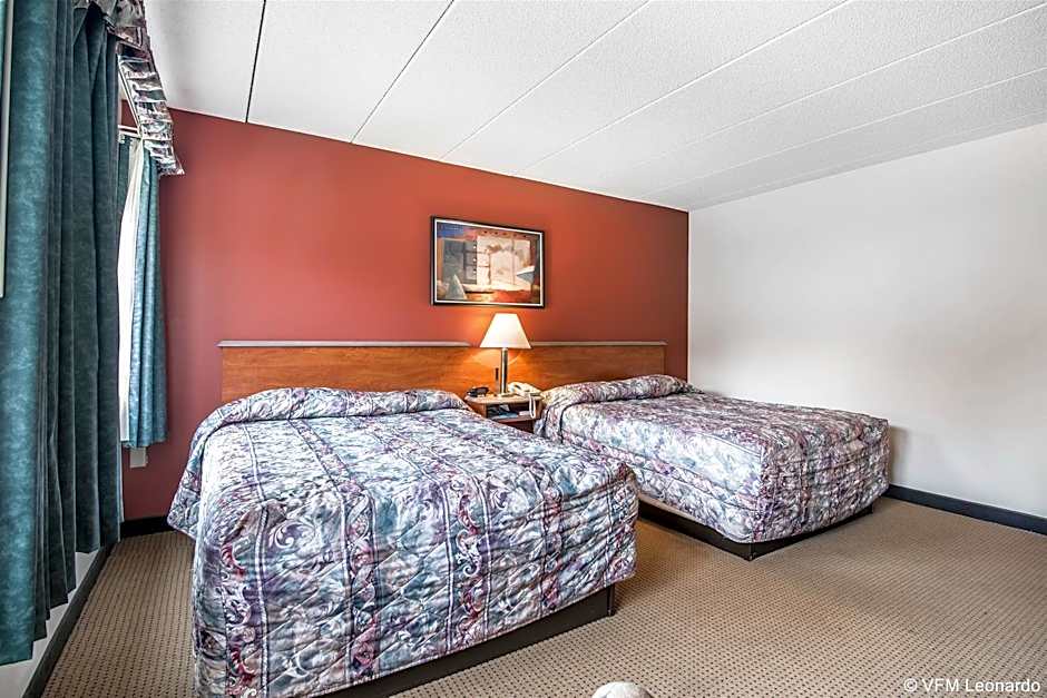 Econo Lodge Near Plymouth State University