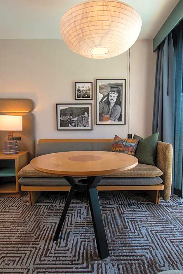 Marin Hilltop Hotel