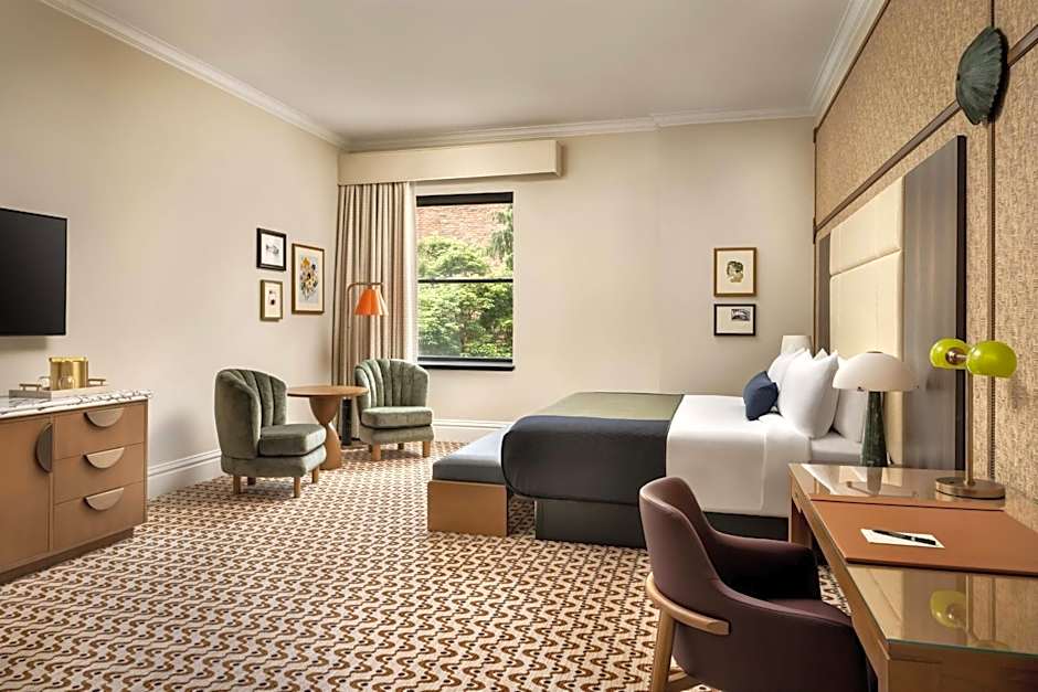 The Louie, A Davenport Hotel, Autograph Collection®