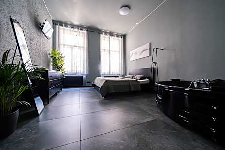 Deluxe Double Room with Bath