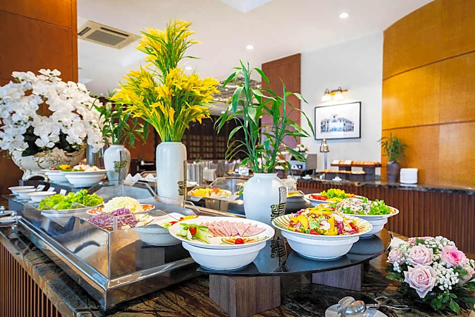 Pearl River Hotel & Apartment