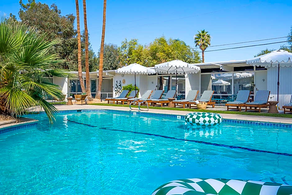Monkey Tree Hotel by AvantStay Stylish Hotel in Palm Springs w Pool