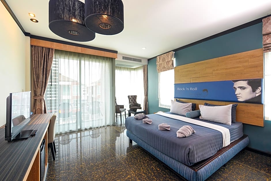 The River Scene Hotel