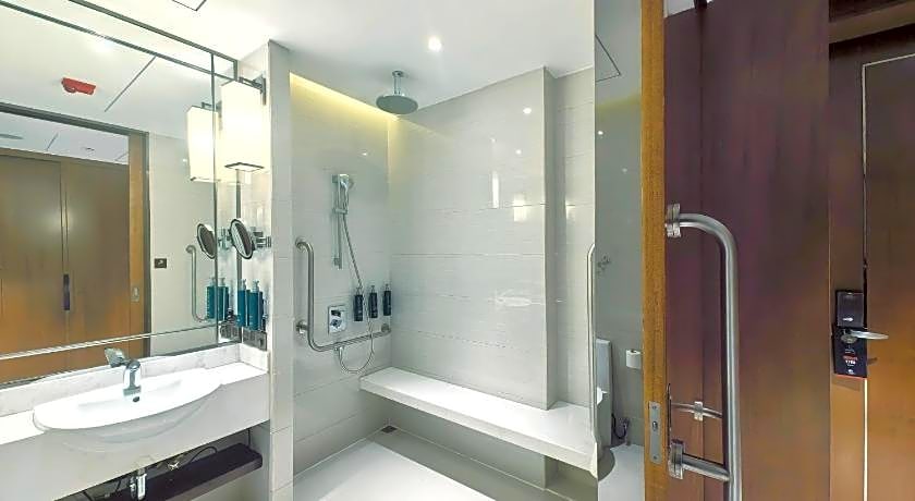 DoubleTree by Hilton Ningbo Beilun China