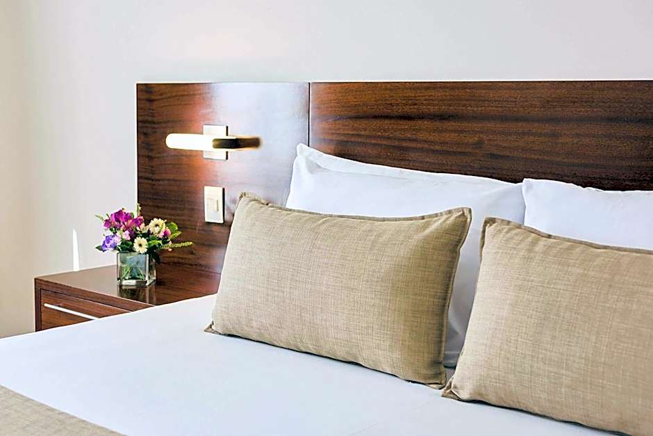 Dazzler by Wyndham Buenos Aires San Martin