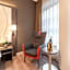 PLAZA Premium Den Haag City Center
