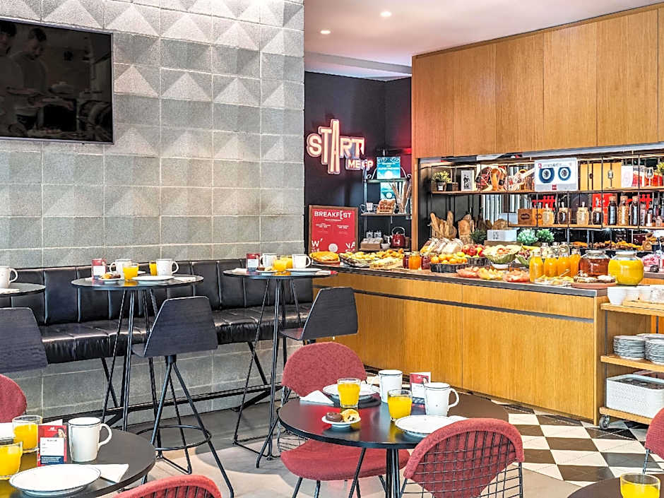 ibis Barcelona Pza Glories 22