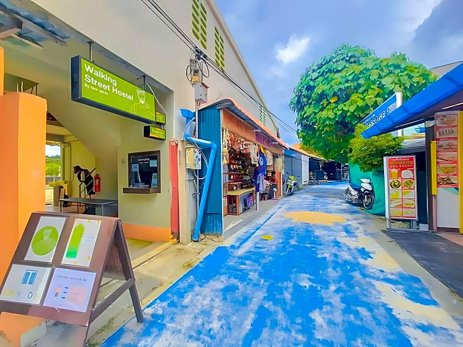 walking street hostel by new wave