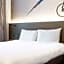Heeton Concept Hotel - Kensington London