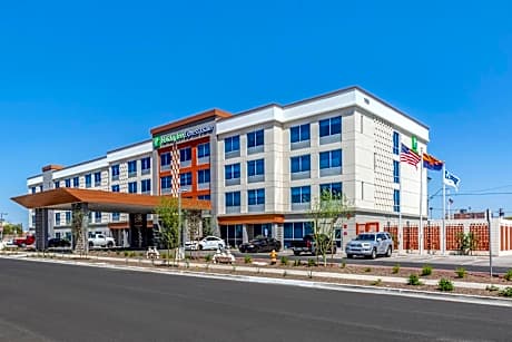 Holiday Inn Express and Suites Phoenix Dwtn - State Capitol By IHG