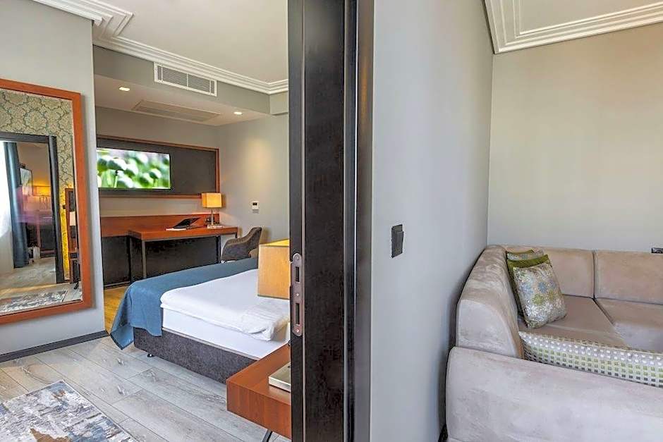Grand Vaves Otel