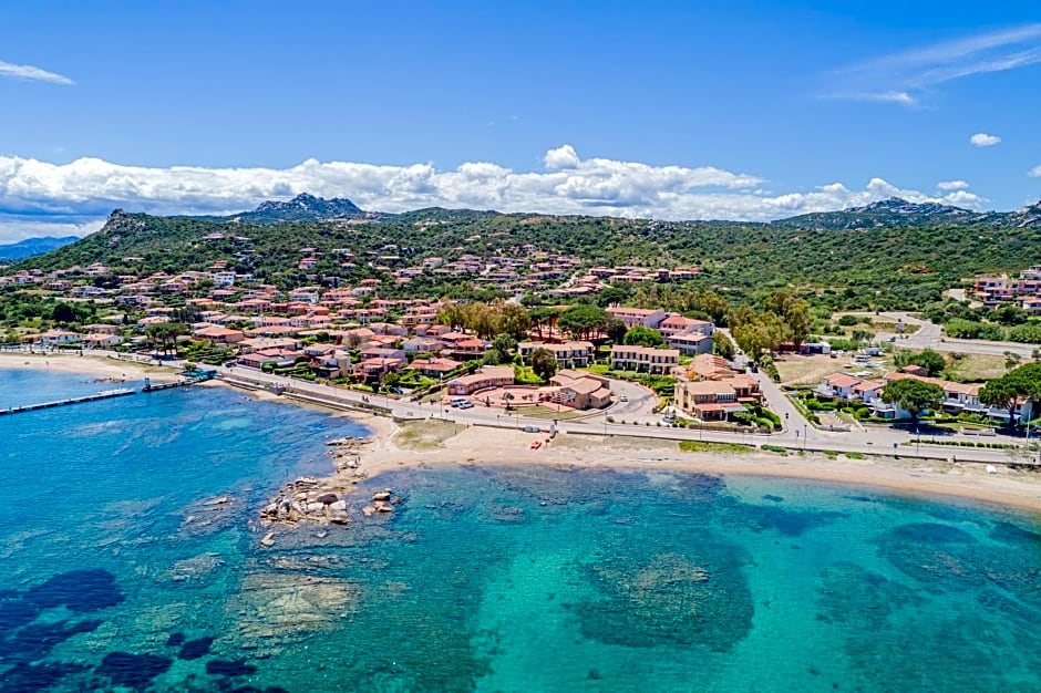 Blu Hotel Laconia Village
