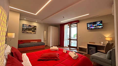 Double or Twin Room with Sea View