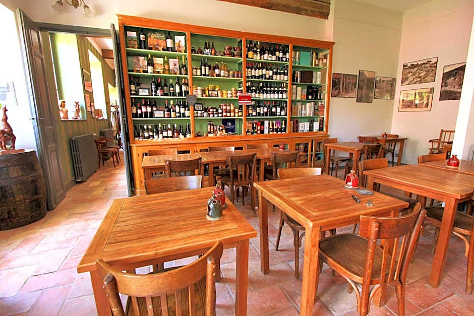 Logis Hotel - Restaurant La Marbrerie