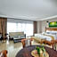 Grand Santhi Hotel