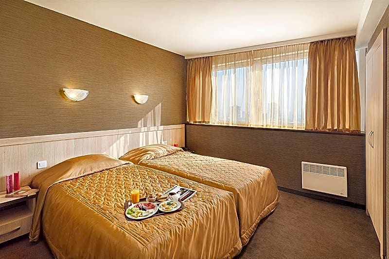 Photo 1 of 1 of Standard Suite