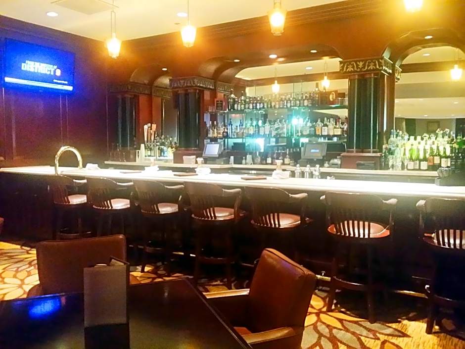 Anaheim Majestic Garden Hotel