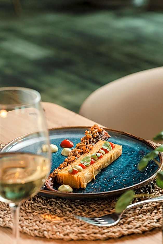 Onyria Marinha Boutique Hotel