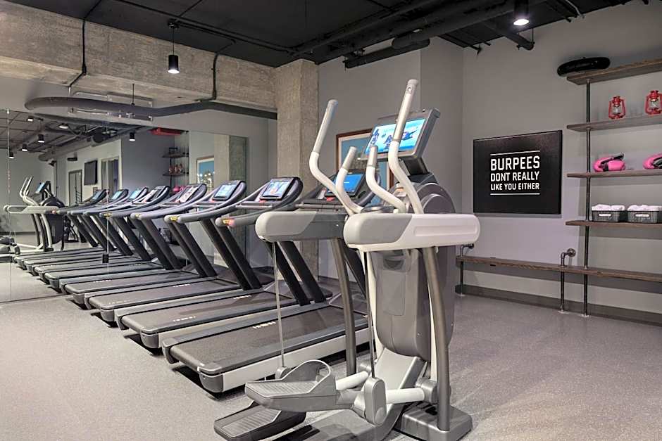 Moxy by Marriott Seattle Downtown