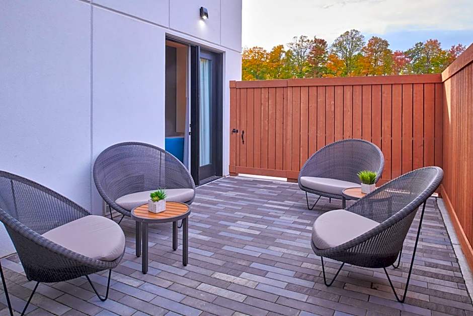 Courtyard by Marriott Petoskey