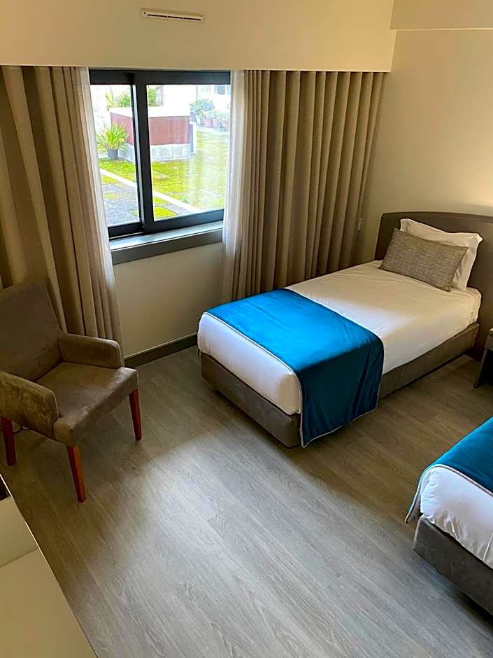 Apulia Praia Hotel