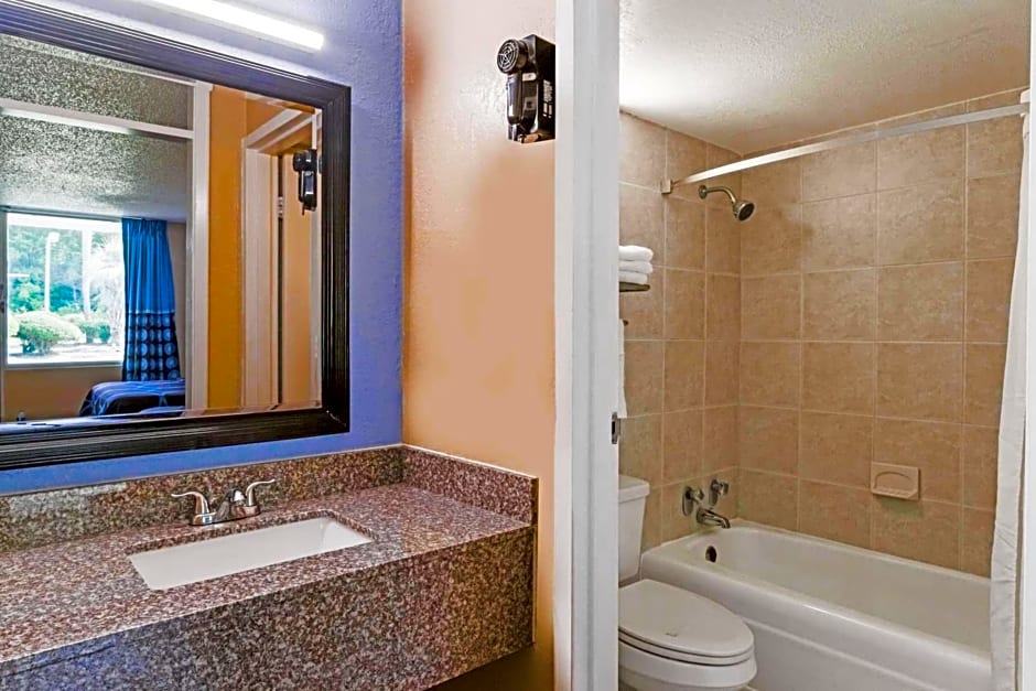 Super 8 by Wyndham Hardeeville