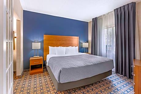 King Suite with Extra Bed
