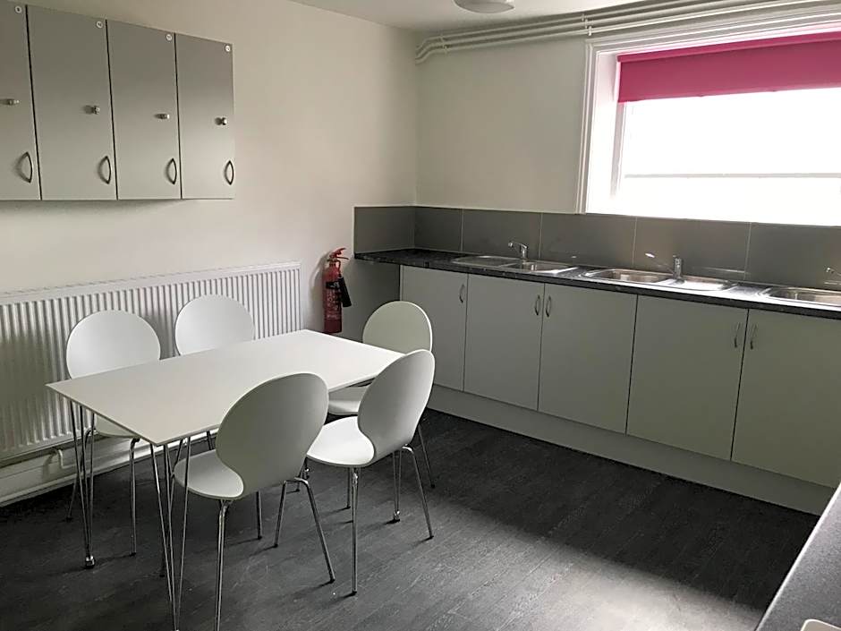 Leinster House (Bayswater)