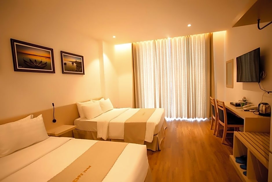 Lucky Hotel