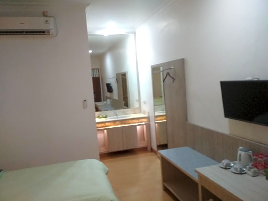 Huswah Transit Hotel