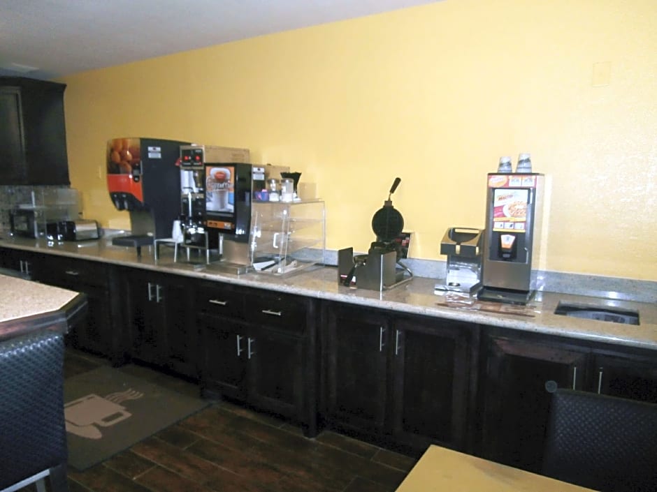 Americas Best Value Inn-Thief River Falls