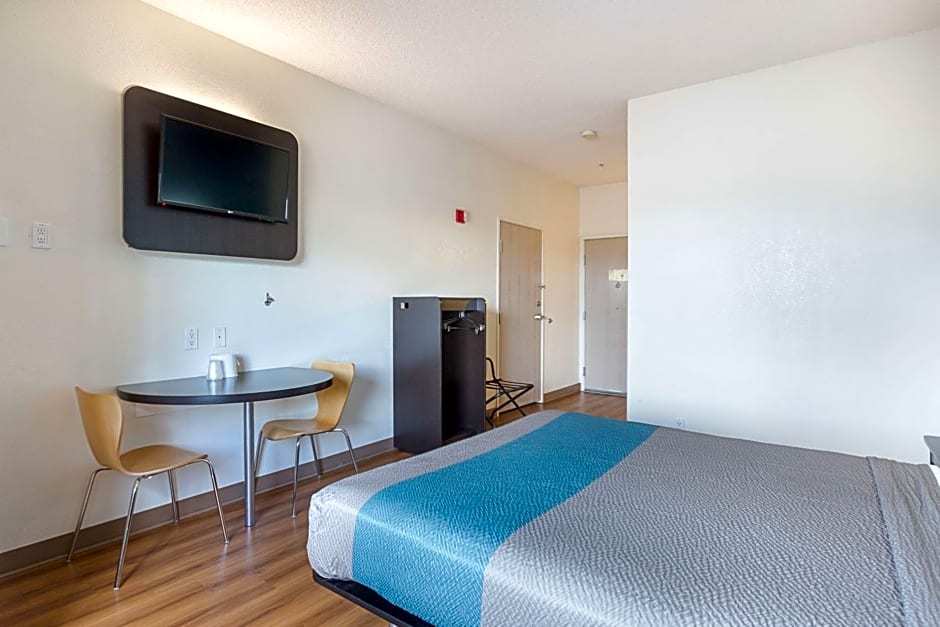 Motel 6-Page, AZ