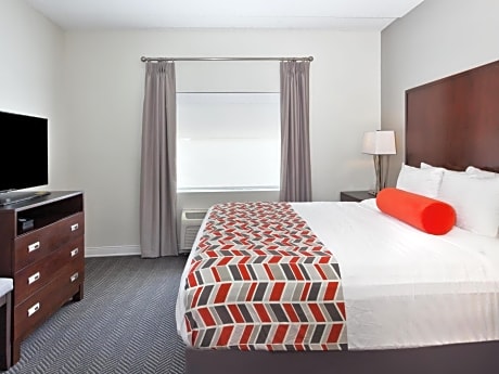 Photo for 1 King Room Non-Smoking