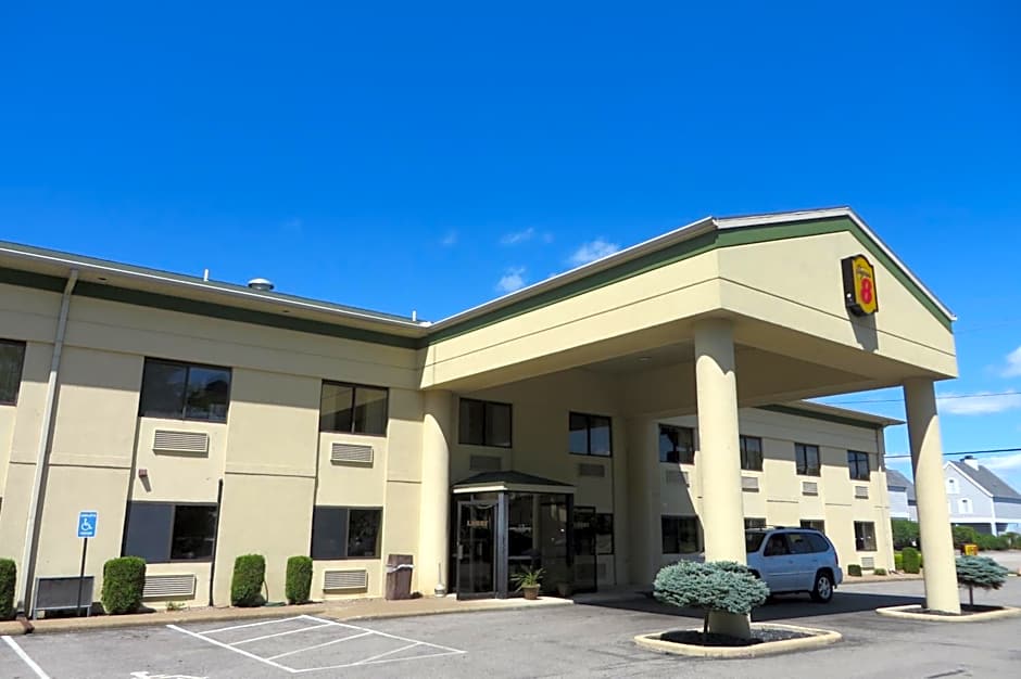 Super 8 by Wyndham Port Clinton