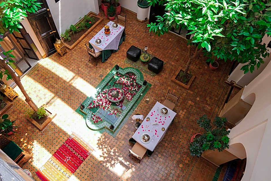 Riad ABBASSIA Marrakech Premiere - Authentic Medina Experience