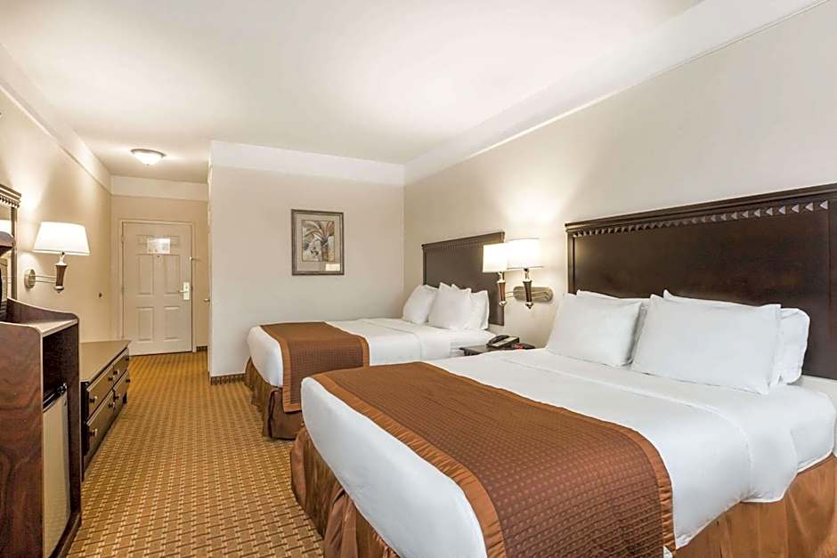 Baymont by Wyndham Galveston