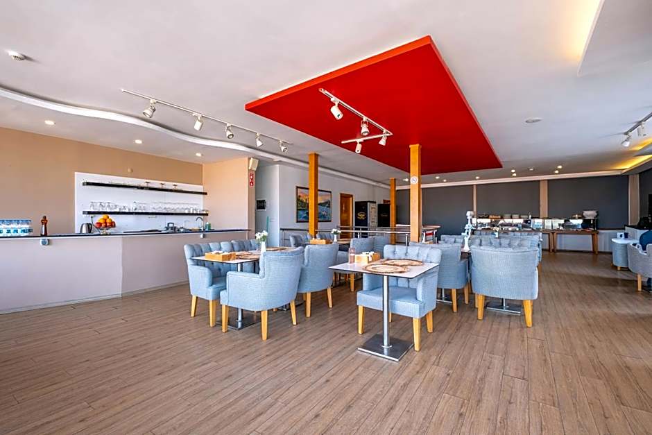 Bulvar Hotel