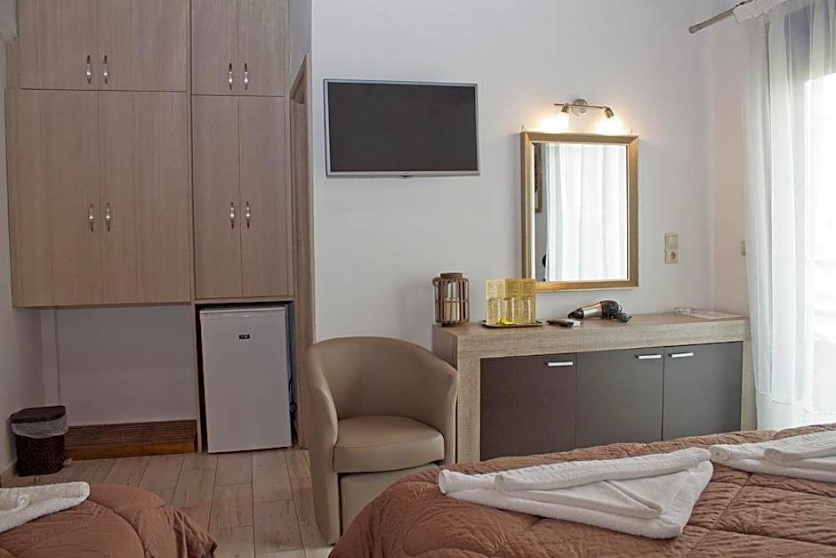 Danaos Hotel