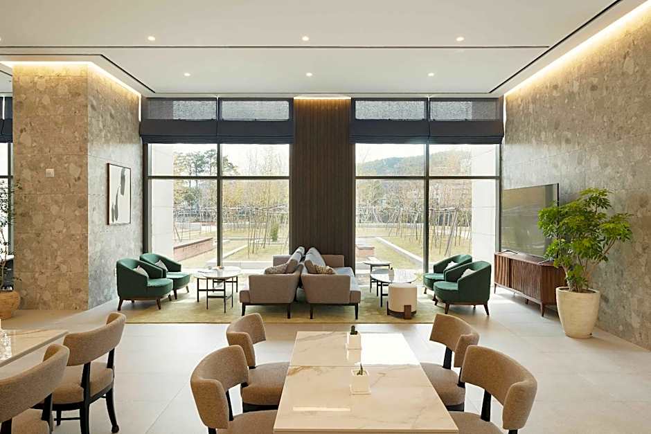 DoubleTree by Hilton Seoul Pangyo Residences