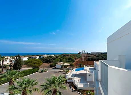 Studio with Side Sea View