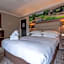 Riverside Hotel