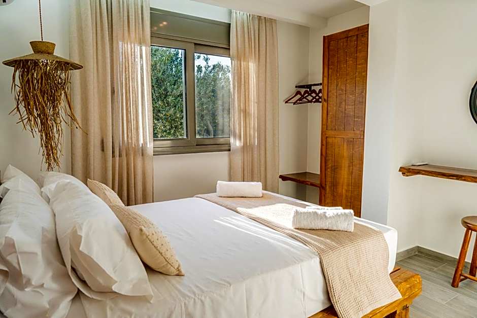 Aesthisis Sensational Accommodation