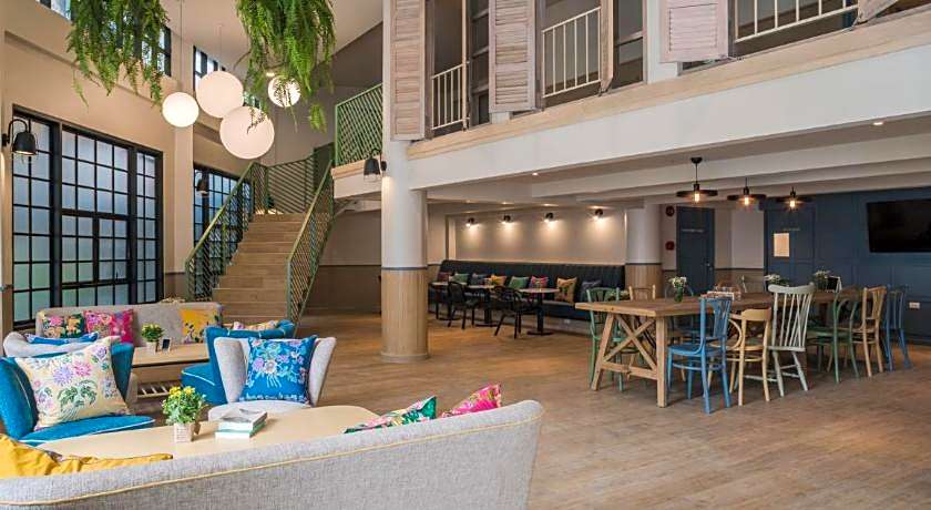 The Blanket Hotel Phuket Town